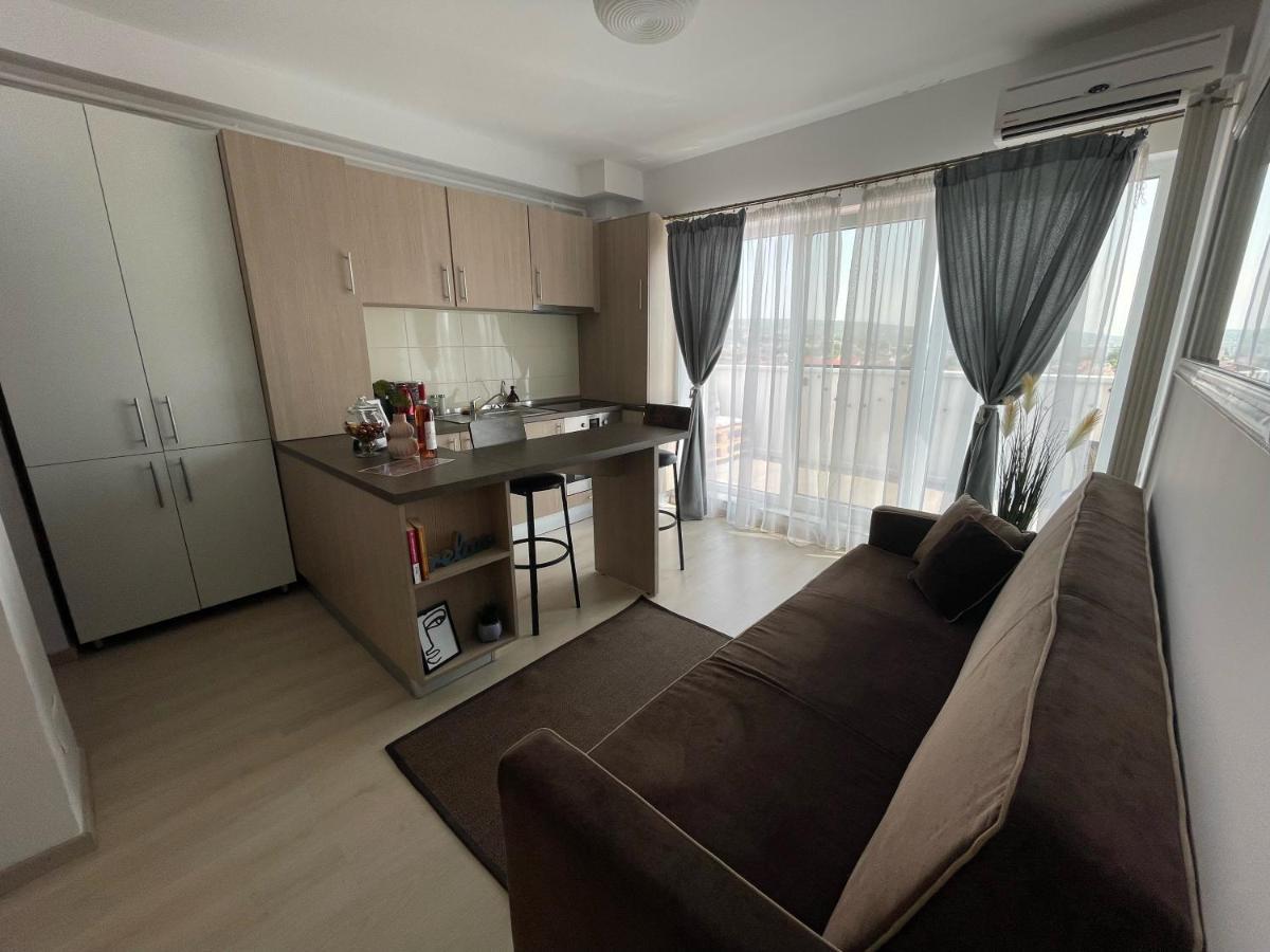 Apartment East View By